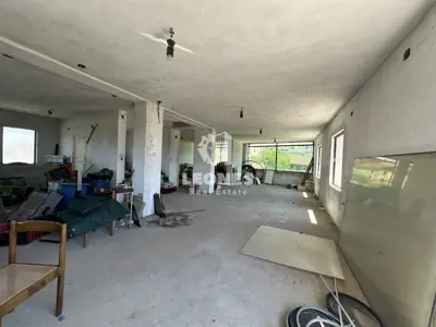 Kuća 300 m², Brtonigla - centar i pogled na more - 6