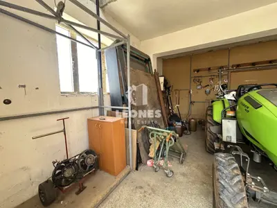 Kuća 300 m², Brtonigla - centar i pogled na more - 11