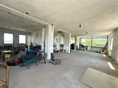 Kuća 300 m², Brtonigla - centar i pogled na more - 5