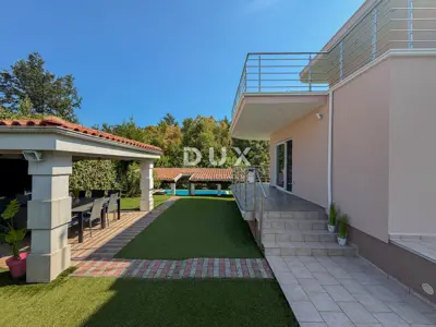 House for sale in Pobri, 210 m² - 6