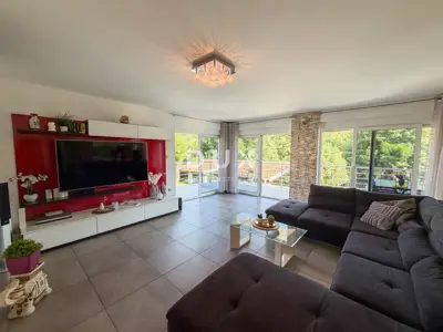 House for sale in Pobri, 210 m² - 16