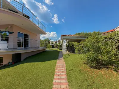 House for sale in Pobri, 210 m² - 5