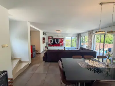 House for sale in Pobri, 210 m² - 15