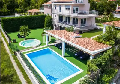 House for sale in Pobri, 210 m²