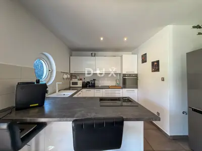 House for sale in Pobri, 210 m² - 21