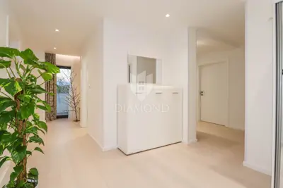Villa 248 m², Rovinj - heated pool and summer kitchen - 19