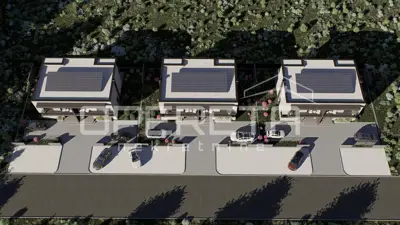 Luksuzna dvoetažna kuća s privatnim vrtom i dva parkinga - 3