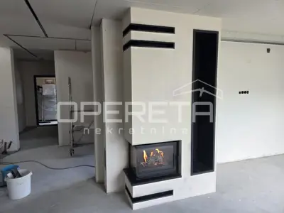 Luksuzna dvoetažna peterosobna kuća s privatnim vrtom i dva parkinga - 19