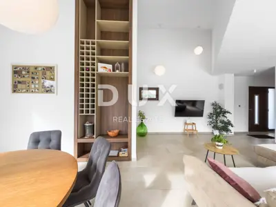 Vila 100 m², Krnica - bazen i pogled na more - 12