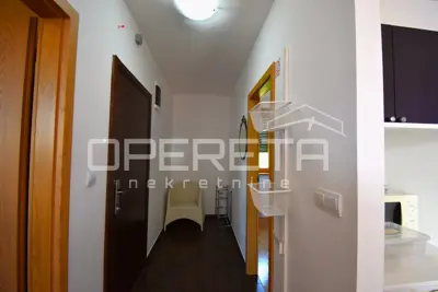 Stan 36 m², Mimice - pogled na more i lođa - 6