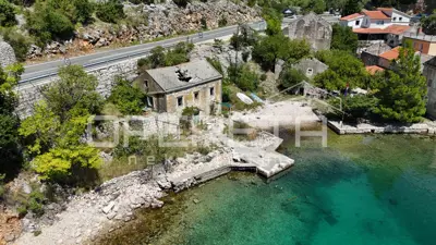Kuća 140 m², Lisarica - dva veza u dvorištu - 13