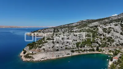 Kuća 140 m², Lisarica - dva veza u dvorištu - 3