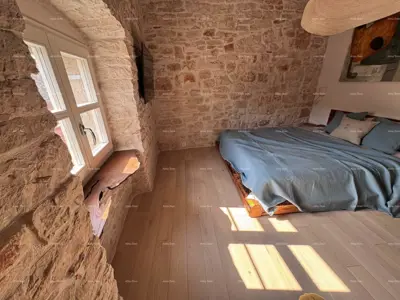 Kamena kuća 116 m², Bale - potpuno renovirana u centru - 21
