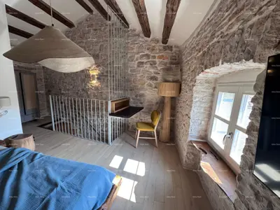 Kamena kuća 116 m², Bale - potpuno renovirana u centru - 18