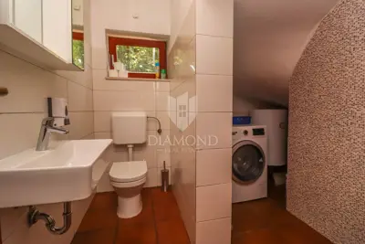 Haus in Krnica, privater Pool und gepflegter Hof - 9