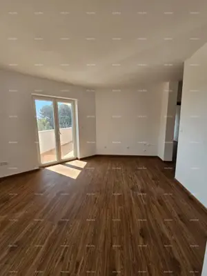 Kuća 400 m², Banjole - 3 stana i vanjski apartman - 14