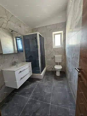 Kuća 400 m², Banjole - 3 stana i vanjski apartman - 12
