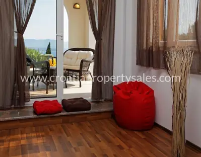 Haus, Brač, 294 m², 1 750 000 € - 5