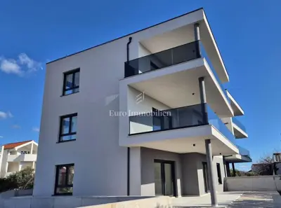 Apartment, Tribunj, ground floor, 2 bedrooms and covered terrace - 2