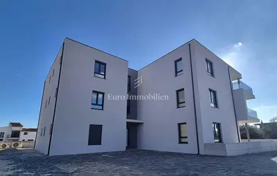 Apartment, Tribunj, ground floor, 2 bedrooms and covered terrace