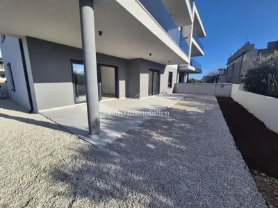Apartment, Tribunj, ground floor, 2 bedrooms and covered terrace - 4