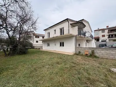 Haus 76 m², Valica - ruhige Lage und großer Gartenbereich