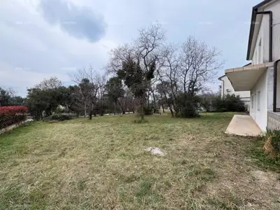 Kuća 76 m², Valica - mirna lokacija i velika okućnica - 2
