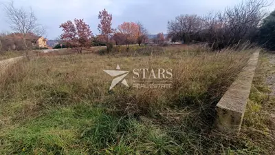 Građevinsko zemljište 1.549 m², Labin - ravno i pravilnog oblika