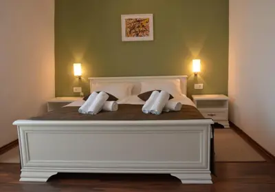 Completely renovated old stone house - 22
