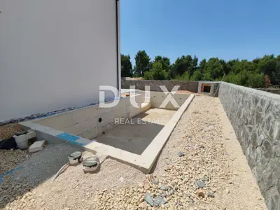 ZADAR, VRSI - Erstklassige Villa mit Pool! Garage, 4 Schlafzimmer, 4 Badezimmer - 4