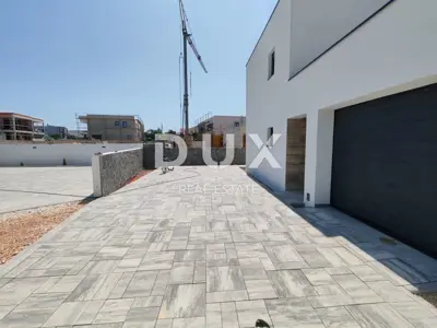 ZADAR, VRSI - Erstklassige Villa mit Pool! Garage, 4 Schlafzimmer, 4 Badezimmer - 16