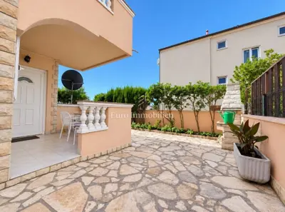 Apartman 64 m², Stara Novalja - 2 spavaće sobe i terasa - 20
