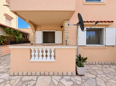 Apartman 64 m², Stara Novalja - 2 spavaće sobe i terasa - 21