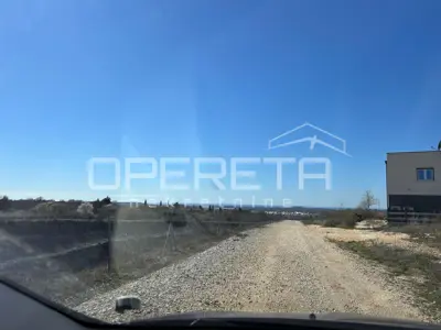 Građevinsko zemljište 796 m², Kanfanar - ravno i pravilnog oblika - 5