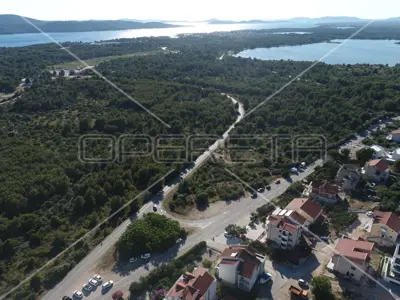 Baugrundstück 839 m², Dubrava Kod Šibenika, nahe dem Meer - 7