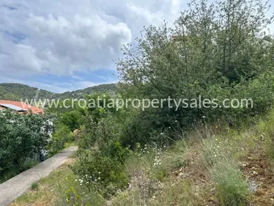 Zemljište 300 m², Otok Vis - pogled na Vis i luku - 5