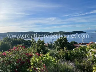 Zemljište 300 m², Otok Vis - pogled na Vis i luku - 8