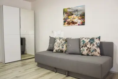Stan 90 m², centar Poreča - dvije jedinice - 8
