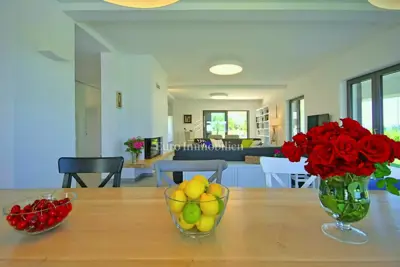 Vila 572 m², Svetvinčenat - privatnost i panoramski pogled - 18