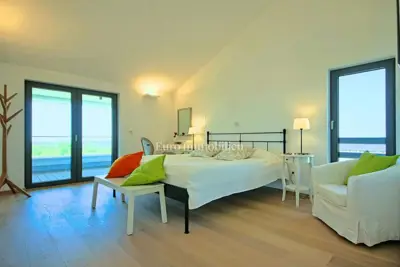 Vila 572 m², Svetvinčenat - privatnost i panoramski pogled - 22