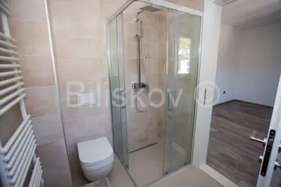 Wohnung 82 m², Strožanac, Neubau in der Nähe des Strandes - 7