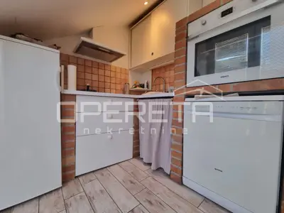 Wohnung zum Kauf in Trešnjevka, 271 m² - 12