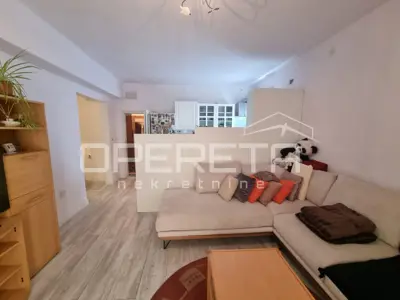 Wohnung zum Kauf in Trešnjevka, 271 m² - 2