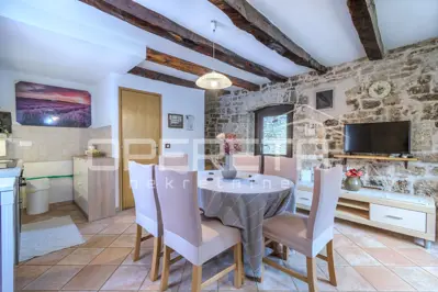 Istra, Umgebung von Poreč - Haus zur langfristigen Miete mit Pool - 4