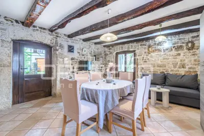 Istra, Umgebung von Poreč - Haus zur langfristigen Miete mit Pool - 2