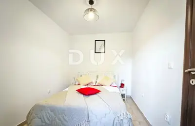 Haus 192 m², Lopar - Blick auf den Strand Rajska plaža - 8
