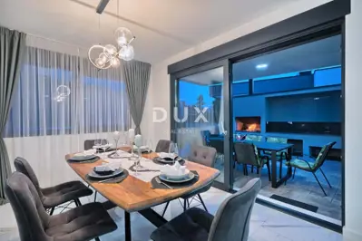 Villa 325.9 m², Podstrana - heated pool and sea view - 4