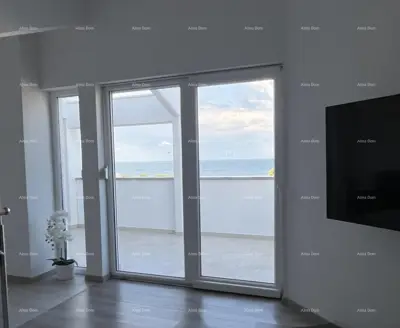 Duplex 110 m², Novigrad-Mareda - sea view and beach 150 m - 2
