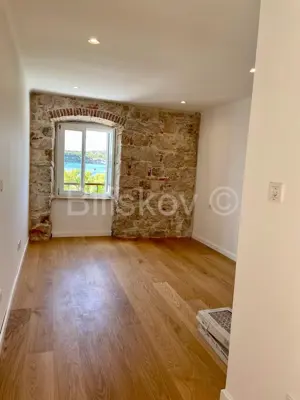 Šibenik, luksuzan stan na Rivi, pogled na more - 4