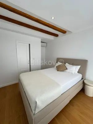 Šibenik, luksuzan stan na Rivi, pogled na more - 22